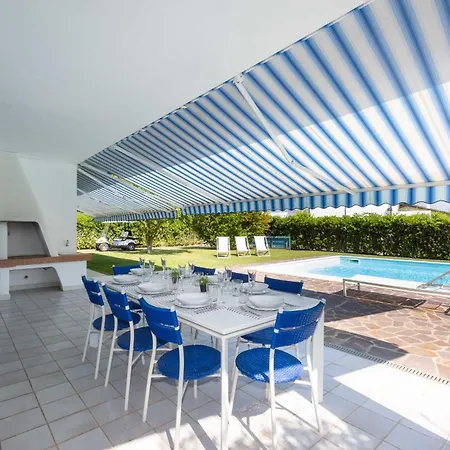 Holiday home Next To The Albarella Island